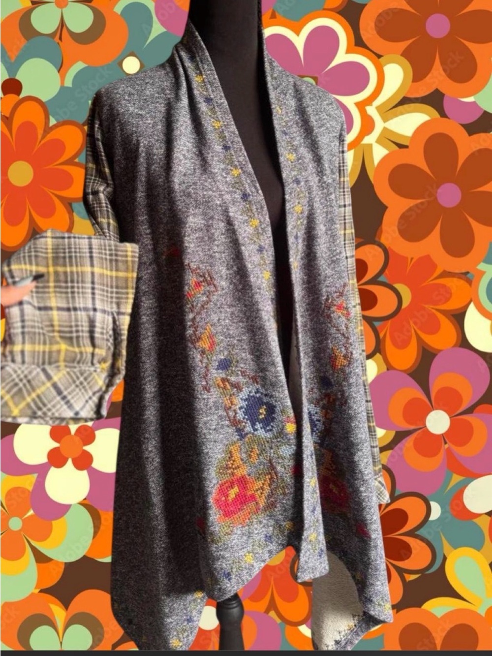 ivy jane Gray Floral Knit Open Cardigan with Plaid Cuffs